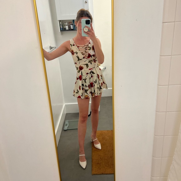 Floral Romper - Picture 4 of 15
